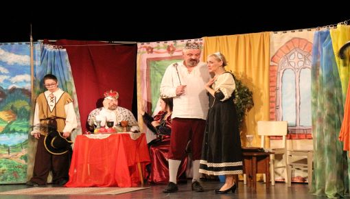 Jak se chudý král do boje chystal